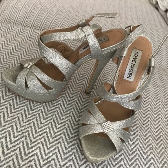 Steve Madden Uptown Silver Glitter Platform Sandals 5.5 Worn Once - Picture 1 of 16